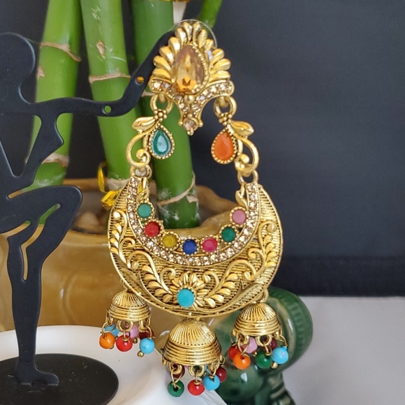 Fancy Earring - Picture 3 of 3